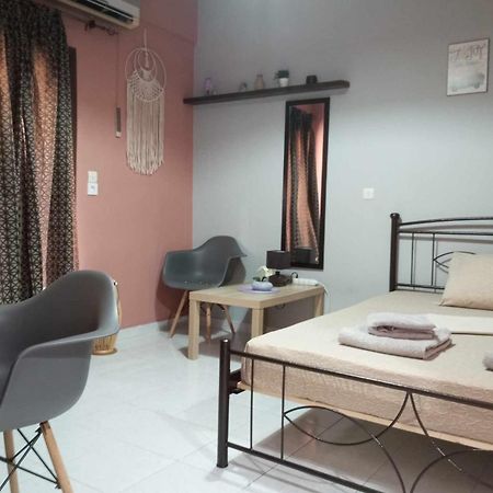 Cozy Studio Flat 1 Bedroom-Very Central Location Mytilíni Kültér fotó