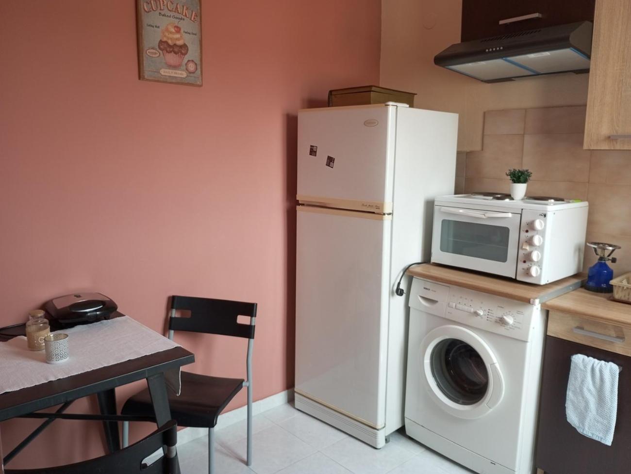 Cozy Studio Flat 1 Bedroom-Very Central Location Mytilíni Kültér fotó